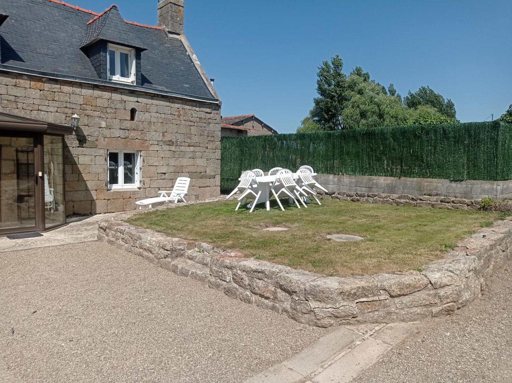 Holiday home Chez Papy Kerlaz
